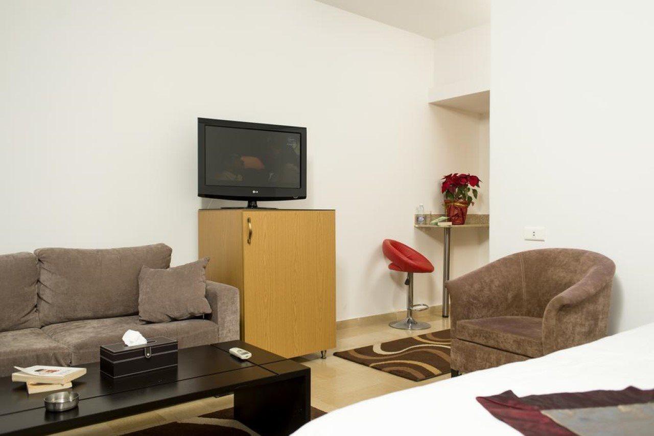 Bliss 3000 Furnished Studios Beiroet Buitenkant foto