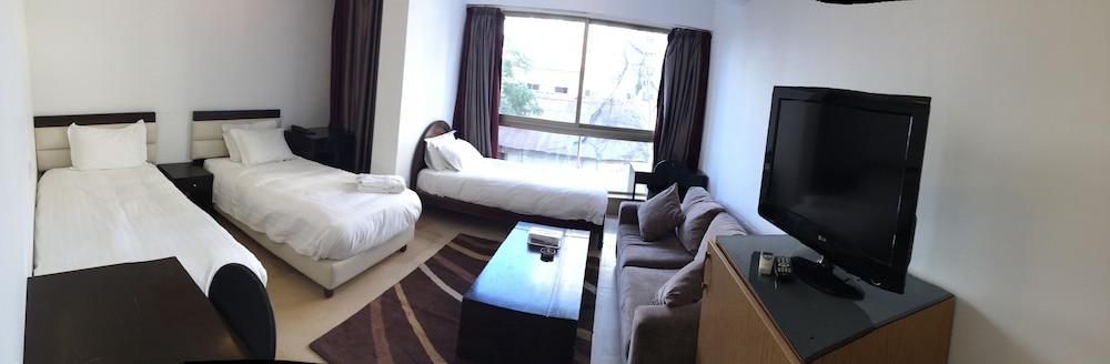 Bliss 3000 Furnished Studios Beiroet Buitenkant foto