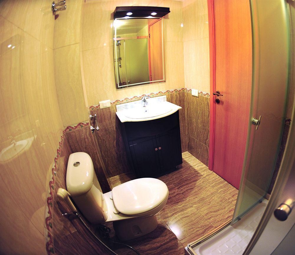 Bliss 3000 Furnished Studios Beiroet Buitenkant foto